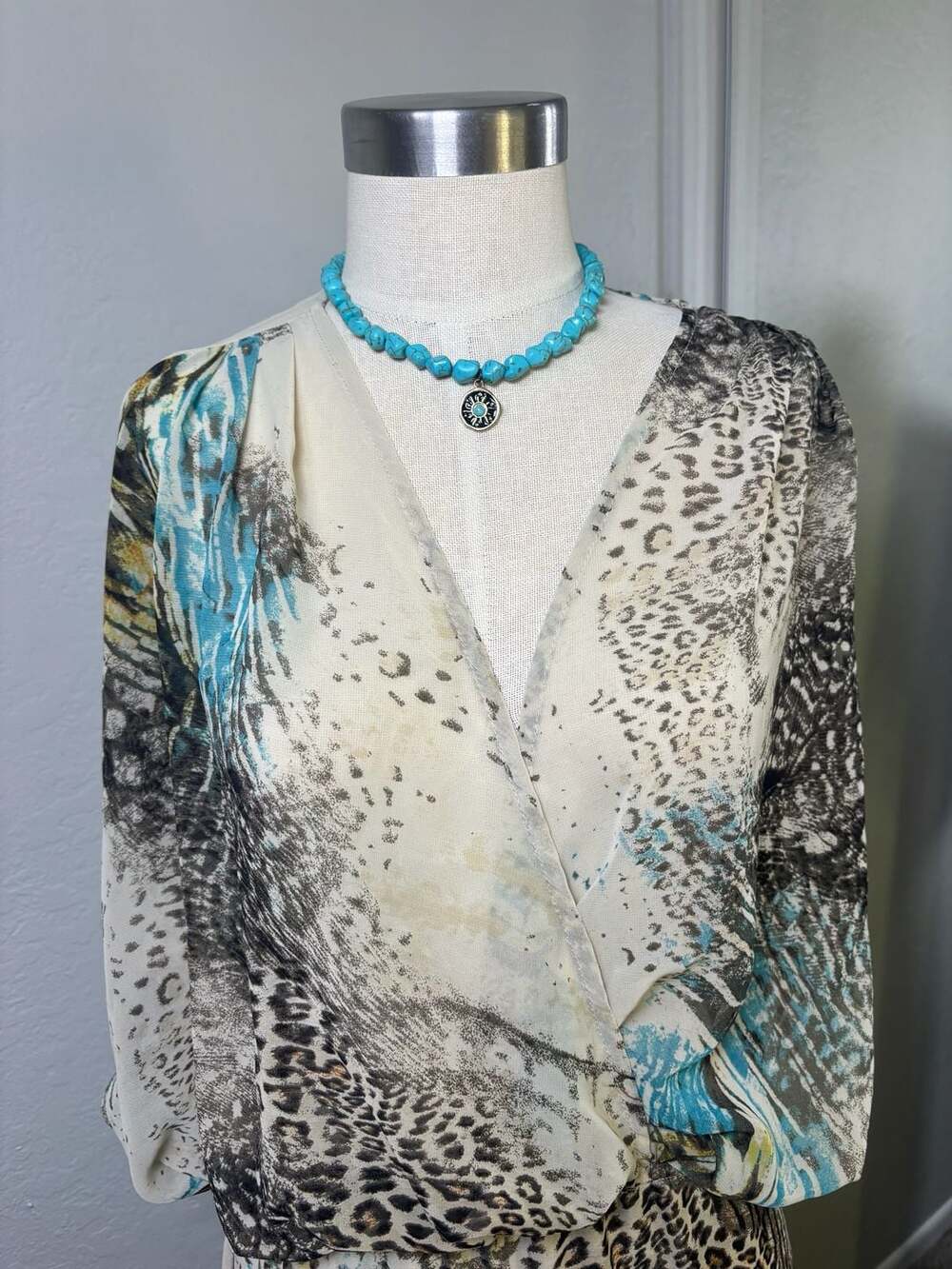 CUPSHE V Neck Elastic Waist Leopard Maxi Dress